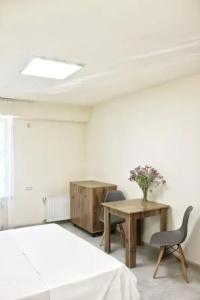 Yerevan Hostel - 10