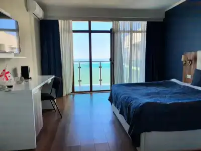 The Fresh Wave - 3