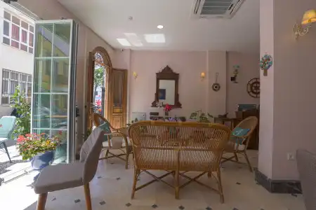AtaÇesme Otel - 11