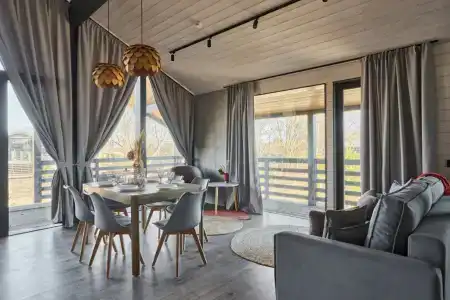 Russkie Cezony Embient Park - 2