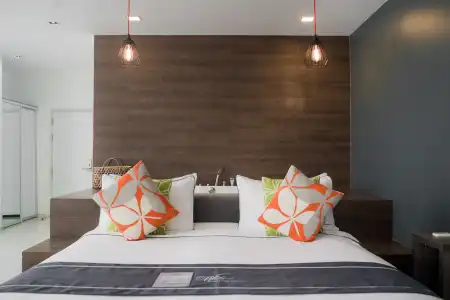 White Boutique and Residences - 32