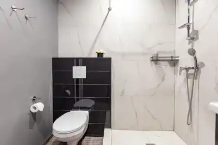 Grinfil na Lermontovskom - 75