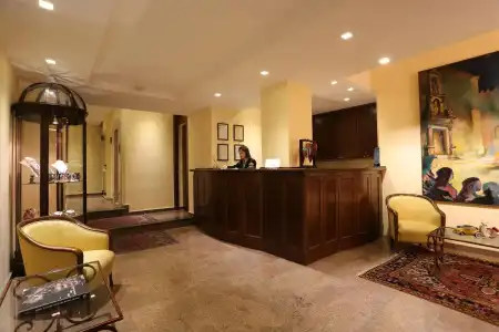 Isabella - 32