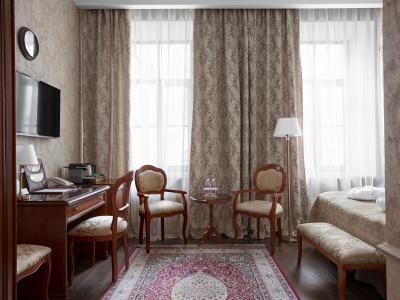 Ekaterina - 35