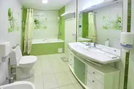 Ostrov Sokrovisch - 80