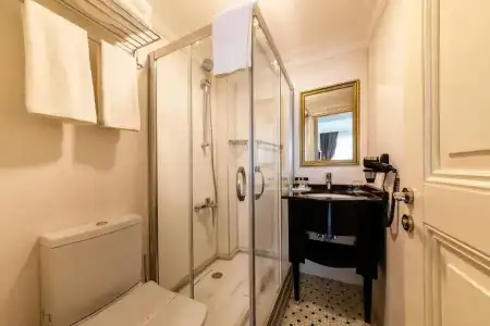 Meroddi La Porta - 36