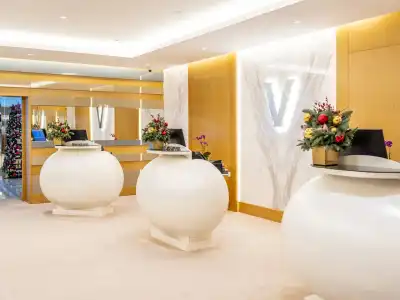 V, Curio Collection by Hilton - 3