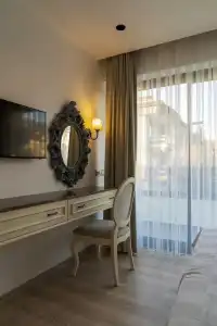 Channel Suites - 17