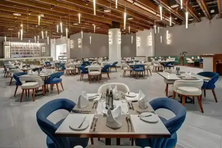 Royal M Beach Resort - 12