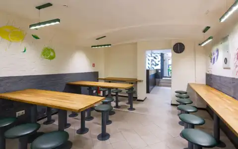 Station M19 - 8