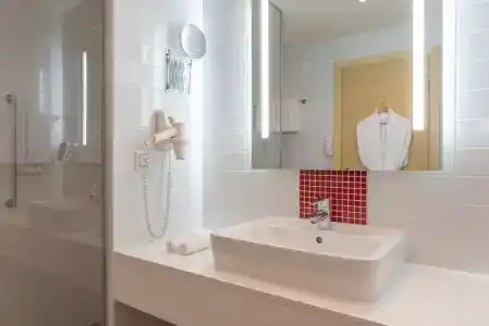 Park Inn by Radisson - 64