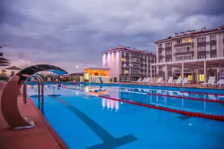 Barhatnyie Sezonyi Semeyniy Kvartal - 1