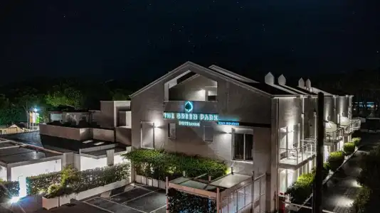 The Green Park Wellness Spa - 10