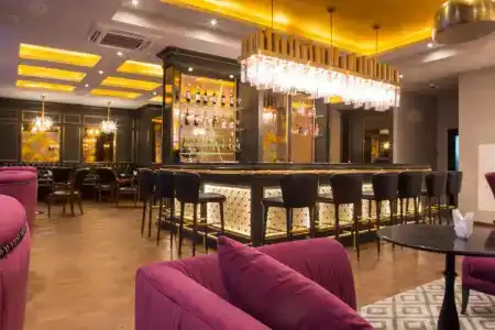 Best Western Plus - 1