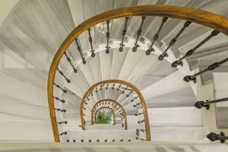 Meroddi Bagdatliyan - 1