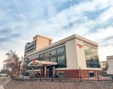 Ramada Plaza by Wyndham - 33