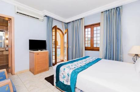 Royal Lagoons Resort & Aqua Park Families and Couples ONLY - 22
