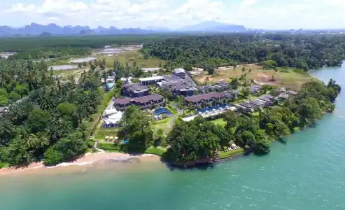 The ShellSea Krabi I Luxury Beach Front Resort & Pool Villas - 2