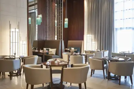 Hilton Dubai Al Habtoor City - 5