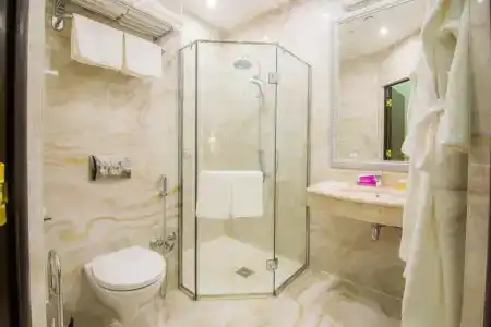 7 Avenue and SPA - 53