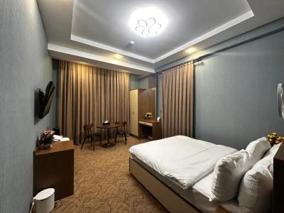 Royal Meridien - 13