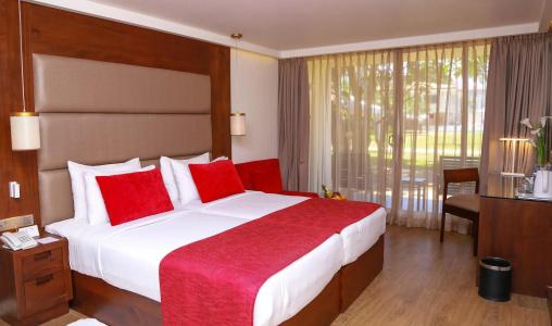 Pegasus Reef - A Beach Resort in Colombo - 43