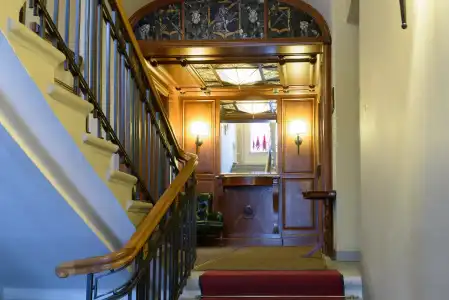 Lancaster Court - 3