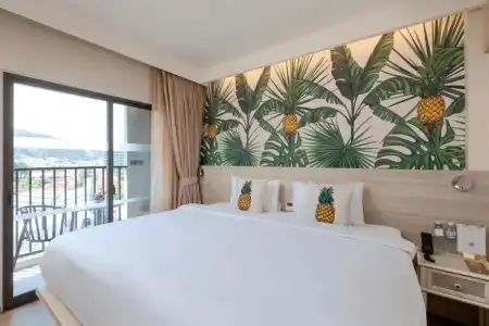 Sawaddi Patong Resort & Spa by Tolani - 86