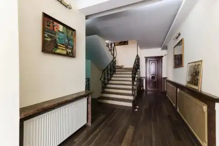 Aeetes Palace - 1