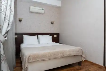 Alta Vista - 24