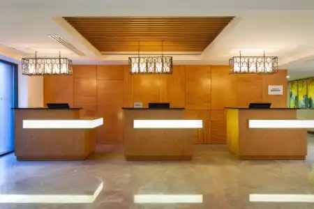 Courtyard by Marriott Tashkent - 8