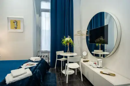 Bed&Breakfast Skyhouse Chiaia - 35