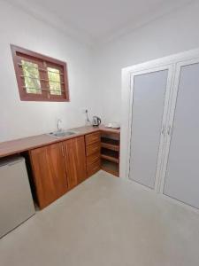 OYO 401 Easy Living - 12