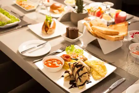 Grand Turf Boutique-hotel - 8