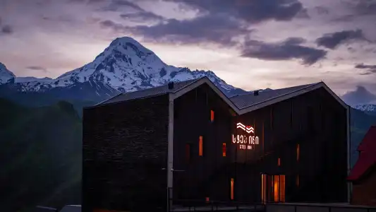 Step Inn - Kazbegi Boutique-Hotel - 0
