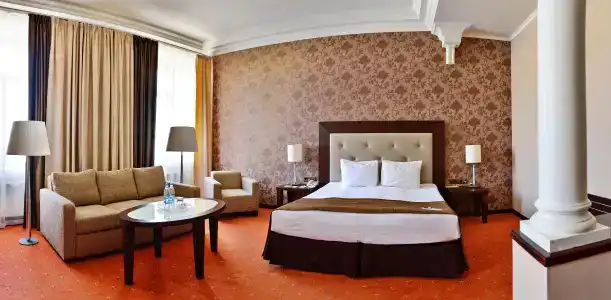 Petro Palace - 2