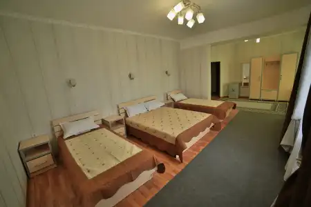 Caravan - 32