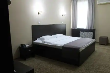 Ambassador - 8