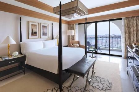 The Ritz-Carlton Abu Dhabi, Grand Canal - 18