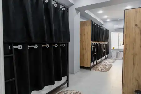 Safarov's Family Hostel - 24