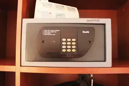 Akademicheskaya - 65