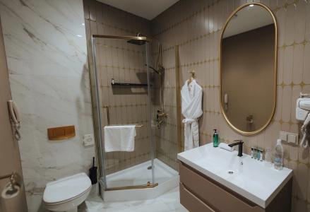 Green Hall - 49