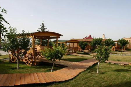 Latar Complex - 32