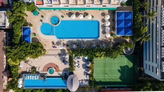 Andaman Beach Suites - 4