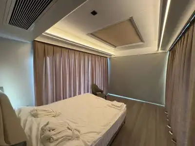 "Capsule" - 11