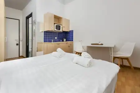 GuestHouse Lugano Apartments by LR - 8