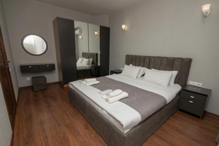 Hillside Guest house - 8