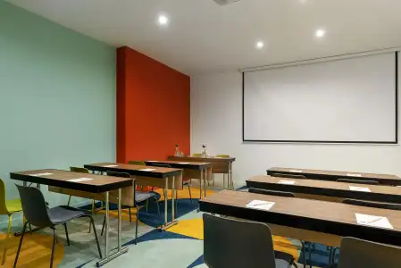 Ibis Styles Old - 30