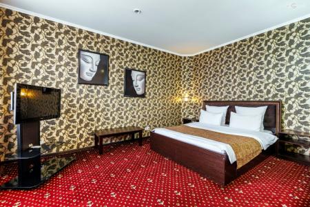 Nochnoy Kvartal - 172