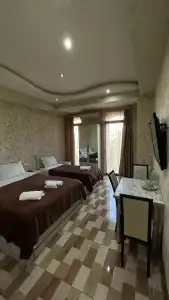 Tourist - 17